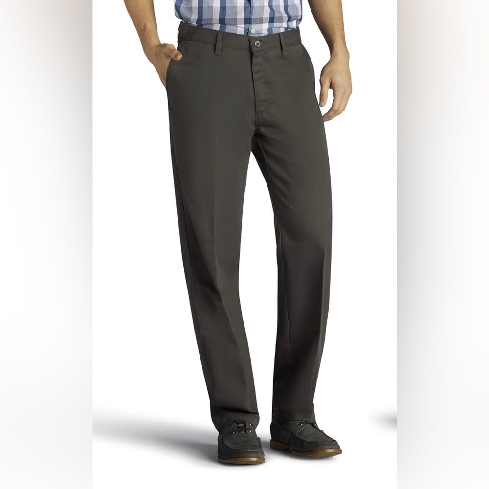 Lee Men's Big-Tall Comfort Waist Custom Fit Pleated Pant, Charcoal, 48x32